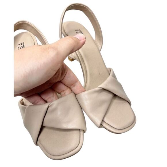 Nordstrom Rack Sandals Size 5.5 Tan Crisscross Ope Toe Slingback Heels‎ - Picture 4 of 9